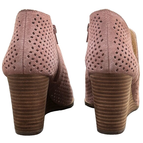 Lucky Brand Wedge Bootie Lilac Suede 8.5 Boho Pierced Peep Toe Jazley Ankle Boot - Picture 3 of 6